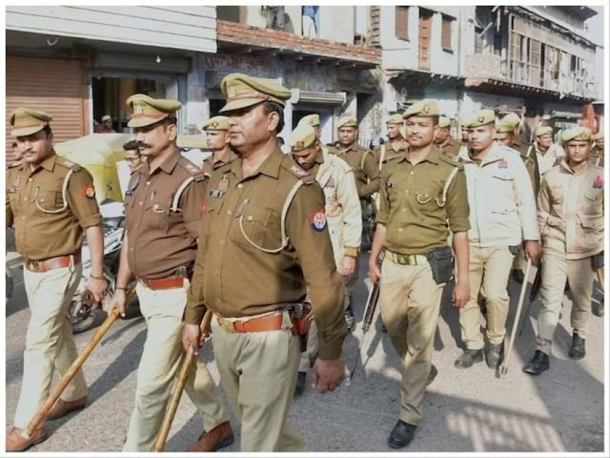 UP: मां-बाप की मौत के बाद दादी-बुआ ने पाला, हथौड़े से वारकर उन्हीं की हत्या, थाने में बोला कातिल साहिल- मैंने मार डाला