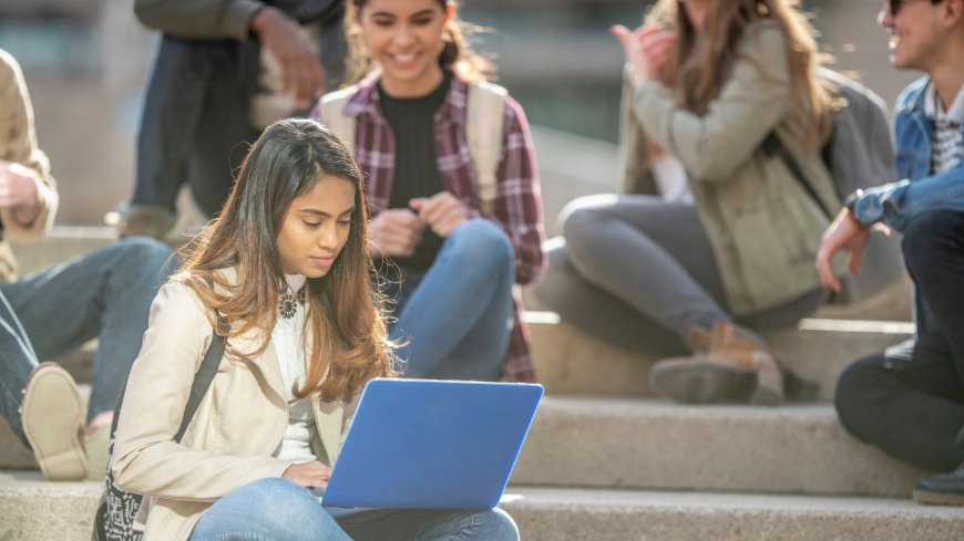 Strathclyde University: भारतीय छात्रों को बुला रहा ये खूबसूरत देश, पढ़ने के लिए देगा 5 लाख से अधिक की स्कॉलरशिप