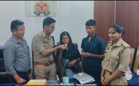 Video: बुलंदशहर में 15 साल बाद मां को मिला बेटा, गले लगाकर खूब रोई, पति की मौत के बाद छिन गई थी औलाद