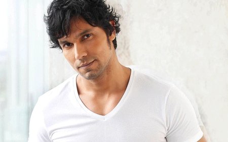 रणदीप हुड्डा ने ‘रंग दे बसंती’ का ठुकराया था ऑफर:बोले- जाट अकड़ में फिल्म को करने से मना किया था, अब पछतावा होता है