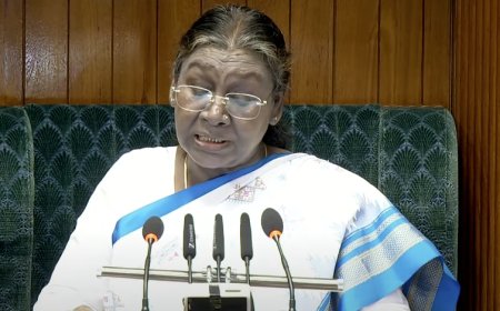 राष्ट्रपति मुर्मु ने दी सिविल सर्विस डे की बधाई, लोक सेवकों के समर्पण और कर्तव्य निष्ठा को सराहा