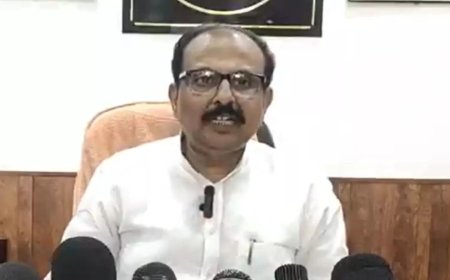 अखिलेश यादव को योगी के मंत्री की चेतावनी, आगामी चुनाव में दिखा देने की बात कही