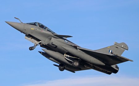 भारत-फ्रांस राफेल डील के बाद डिफेंस शेयरों में आई जबरदस्त तेजी, 9 प्रतिशत तक की उछाल