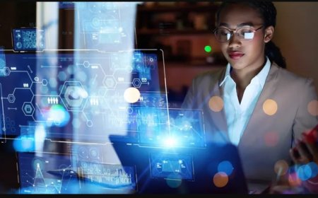 AI vs. Data Analyst: 2025 में क्यों बनी रहेगी मानवीय विशेषज्ञता की मांग