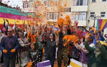 हिमाचल चीफ सेक्रेटरी की होली पार्टी की पेमेंट लटकी:हाईकोर्ट ने 80% एडवांस लेने के दे रखे आदेश; पर्यटन निगम सवालों के घेरे में