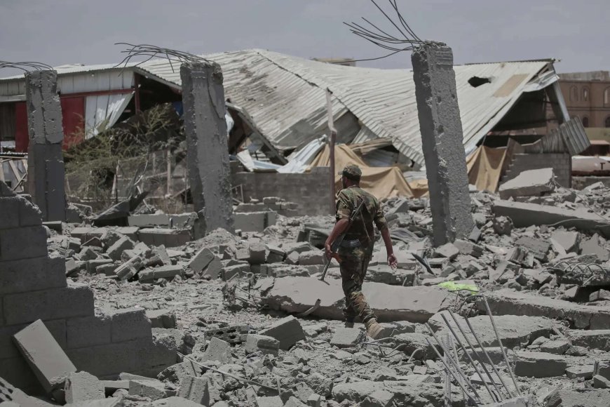 US airstrike hits migrant center in Yemen, killing 68 amid Houthi conflict