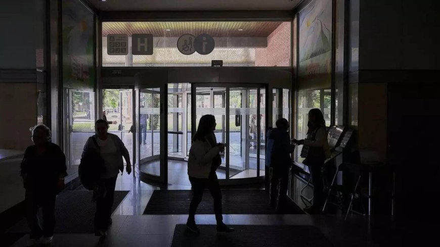 'Exceptional' power outage hits millions in Spain and Portugal; emergency declared - Top developments