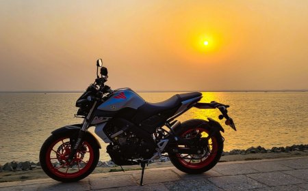 Yamaha MT 15 V2: शक्तिशाली परफॉर्मेंस और स्टाइलिश डिज़ाइन का शानदार मेल