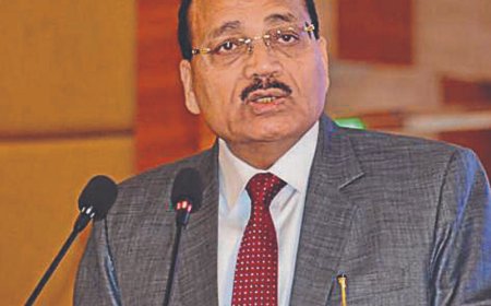 सुप्रीम कोर्ट के जस्टिस सूर्यकांत बोले-मैं दिल से पत्रकार हूं:कहा- मेरा काम भले जज का, लेकिन हर केस की तह तक जाने की कोशिश करता हूं