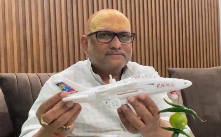 खिलौने वाले राफेल पर यूपी कांग्रेस अध्यक्ष ने लटकाया नींबू-मिर्च, सरकार से पूछा- आतंकियों पर कब करेंगे कार्रवाई?