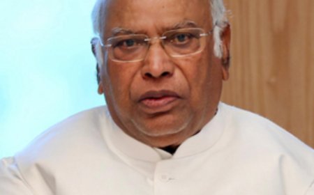 जातिगत जनगणना पर मल्लिकार्जुन खड़गे की मोदी को चिठ्ठी:सर्वे में तेलंगाना मॉडल को अपनाने की मांग, तीन सुझाव दिए