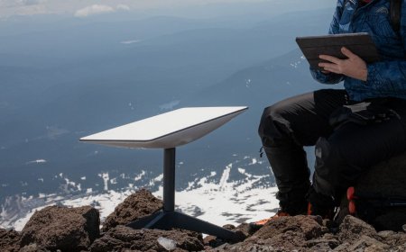 सैटेलाइट कम्यूनिकेशन सर्विस पर सालाना राजस्व का 4% स्पेक्ट्रम शुल्क लगाने की सिफारिश, जानें डिटेल्स