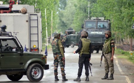 शोपियां मुठभेड़ में सुरक्षा बलों को मिली बड़ी सफलता, लश्कर-ए-तैयबा का टॉप कमांडर शाहिद कुट्टे समेत 3 आतंकी ढेर