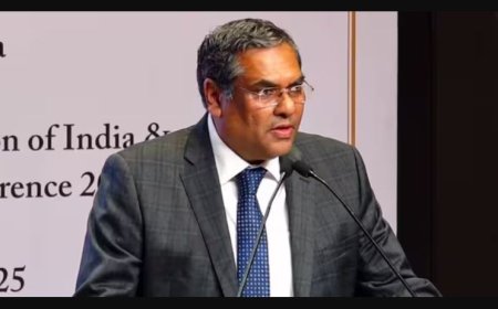 सीजेआई संजीव खन्ना की विदाई समारोह में भावुक विदाई, बोले - 'अब ऐसे हेक्टिक काम नहीं करूंगा'