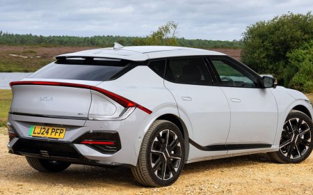 Kia EV6 Facelift जब स्पीड, टेक्नोलॉजी और स्टाइल मिलते हैं एक साथ