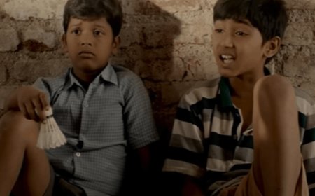 10 साल से अटकी थी 'चिड़िया', अब हुई रिलीज:दो गरीब बच्चों की कहानी, फिल्म के लिए विनय पाठक ने पहने स्पॉट बॉय के कपड़े