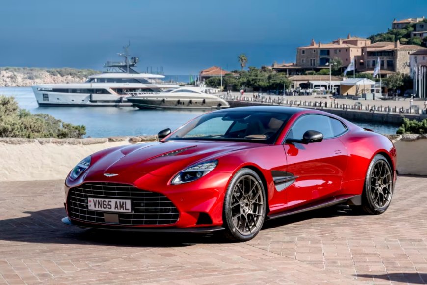 Aston Martin Vanquish: जब खूबसूरती और रफ्तार मिलें एक साथ तो बनती है ये सुपरकार