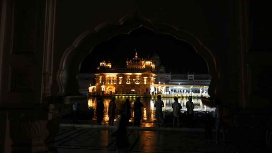 अमृतसर में जनता को घर के भीतर रहने का निर्देश, खिड़कियों से दूर रहने और लाइट बंद रखने को कहा