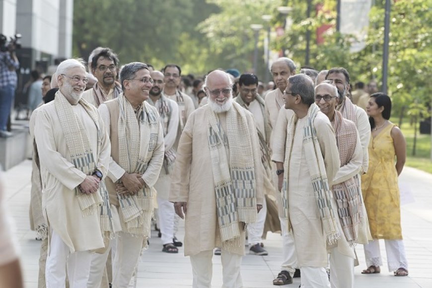 Padma Shri Awardee Sitanshu Yashaschandra Urges Graduates to Question Beliefs, Use Language with Sensitivity at Ahmedabad University's 15th Convocation