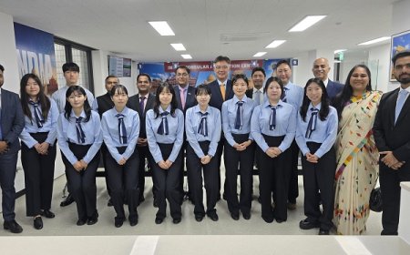 कक्षा X और XII की बोर्ड परीक्षाएं: एक मील का पत्थर, न कि अंतिम रेखा 