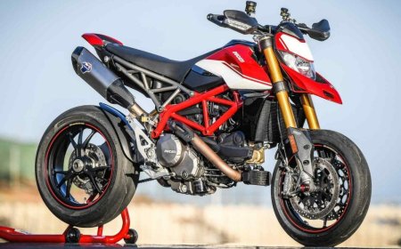 937cc इंजन, Cornering ABS और TFT डिस्प्ले वाली Ducati Hypermotard 950 की कीमत 16.00 लाख से शुरू