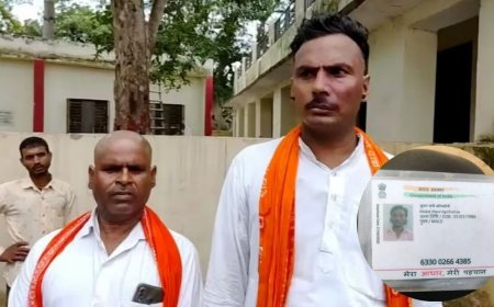 यादव या ब्राह्मण, आधारकार्ड से खुल गई मुकुट मणि की पोल… क्या सच में इटावा के दोनों कथावाचक फर्जी?