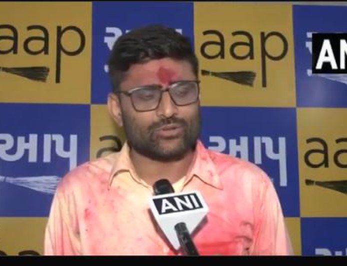 विसावदर उपचुनाव में जीत के बाद बोले गोपाल इटालिया – "ये जनता की लड़ाई थी, मैं तो सिर्फ माध्यम हूं"