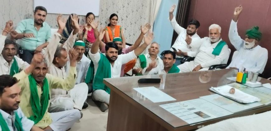 भाकियू अराजनैतिक ने स्याना एसडीएम कार्यालय पर धरना प्रदर्शन किया