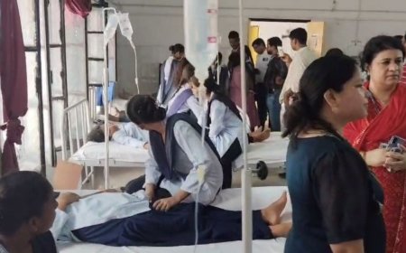 UP: बिजली आती नहीं, गर्मी चरम पर… हरदोई नवोदय विद्यालय के 20 बच्चे बीमार, 2 की हालत गंभीर