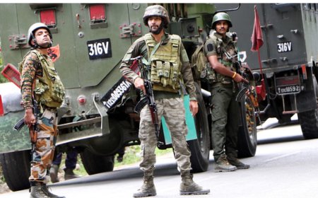 कुलगाम एनकाउंटर: सुरक्षाबलों को बड़ी सफलता, एक आतंकी ढेर, ऑपरेशन जारी