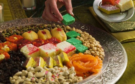 राखी के लिए काजू कतली, कलाकंद या मिल्क केक बना रही हैं तो इन बातों का रखें ध्यान