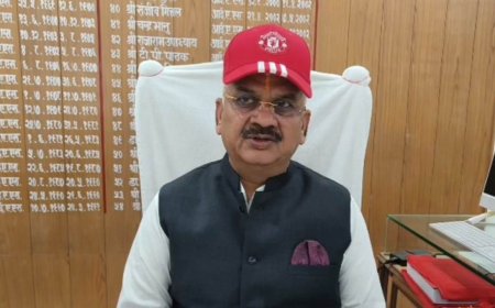 जौनपुर: सड़क बनी नहीं, कर दिया 26 लाख का भुगतान, DM बोले- 25-30 लाख की चूक बहुत छोटी है…