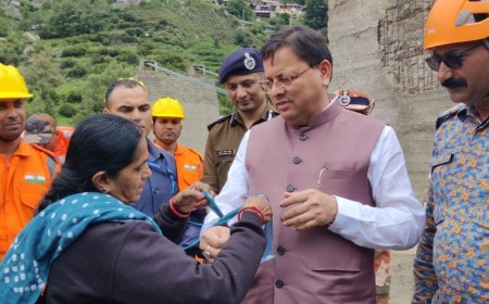 दुपट्टा फाड़कर राखी बना दी…धराली में आपदा बीच महिला ने CM पुष्कर सिंह धामी को बांधा रक्षा बंधन