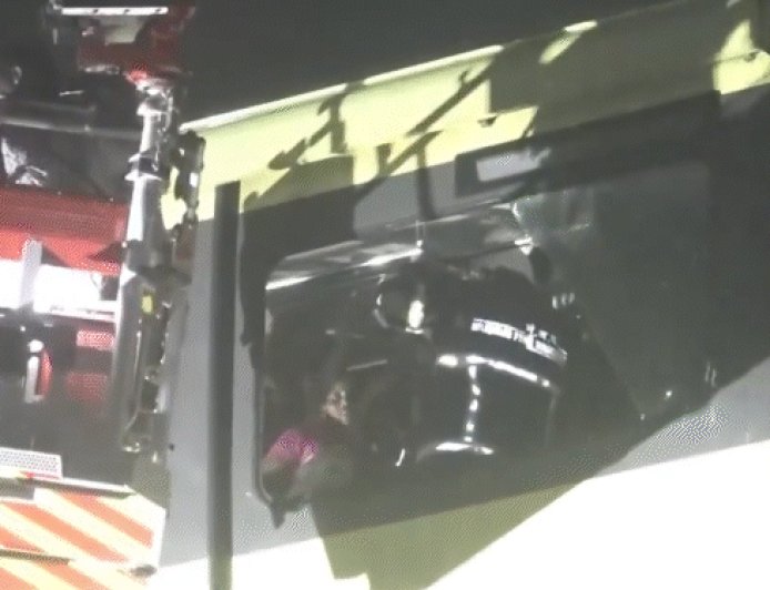 मुंबई में बारिश, दो मोनोरेल ट्रैक पर फंसी:782 यात्री अटके, पौने दो घंटे बाद रेस्क्यू;14 ट्रेन कैंसिल, 250 फ्लाइट्स लेट, महाराष्ट्र में 21 मौतें