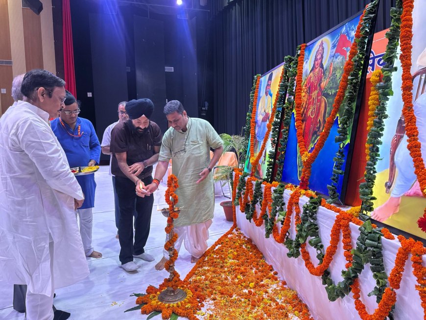सनातन परंपराओं के उत्थान से होगा भारत का उत्थान – क्षेत्र प्रचारक अनिल जी