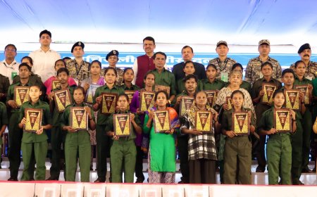 कुख्यात नक्सली वेणुगोपाल राव ने 60 नक्सलियों सहित आत्मसमर्पण किया