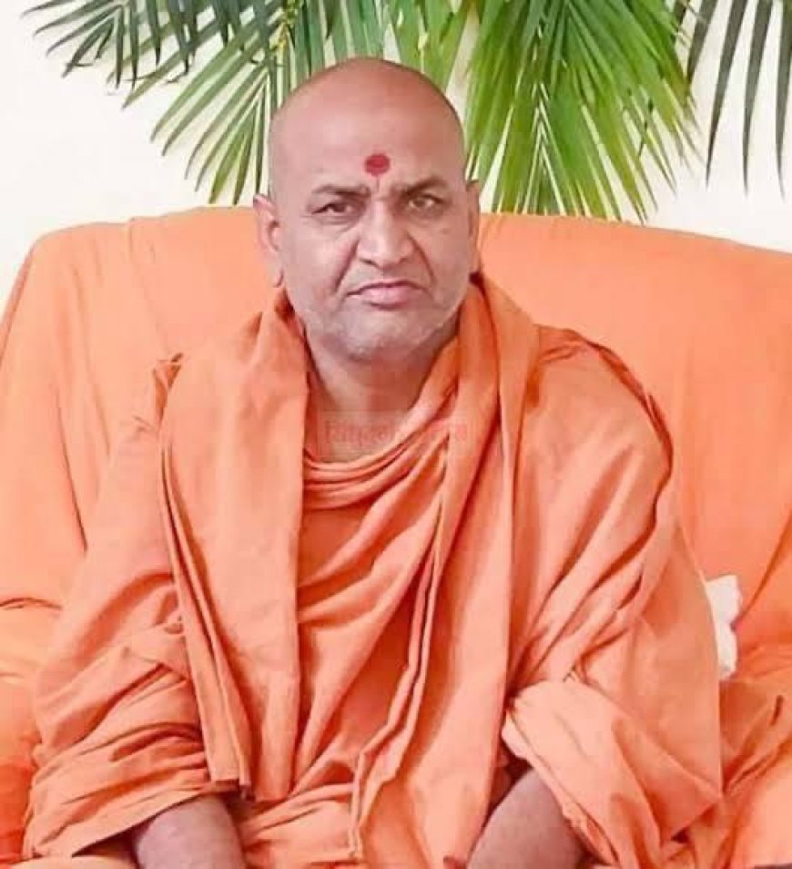 हिन्दू संतों के प्रवास को प्रतिबंधित करने से बाज आए कर्नाटक सरकार