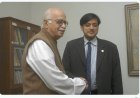 शशि थरूर फिर विवादों में | आडवाणी की तारीफ पर बवाल | राजनीतिक बयान पर नई बहस