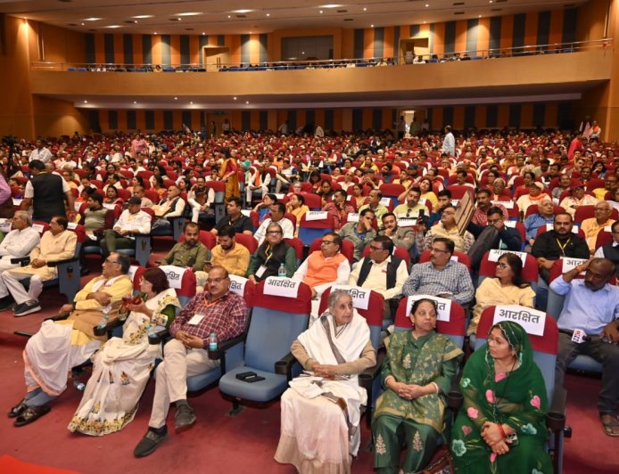 साहित्य परिषद अधिवेशन – परंपरा व जीवन दर्शन भाषा व्यवहार में प्रतिध्वनित होता है