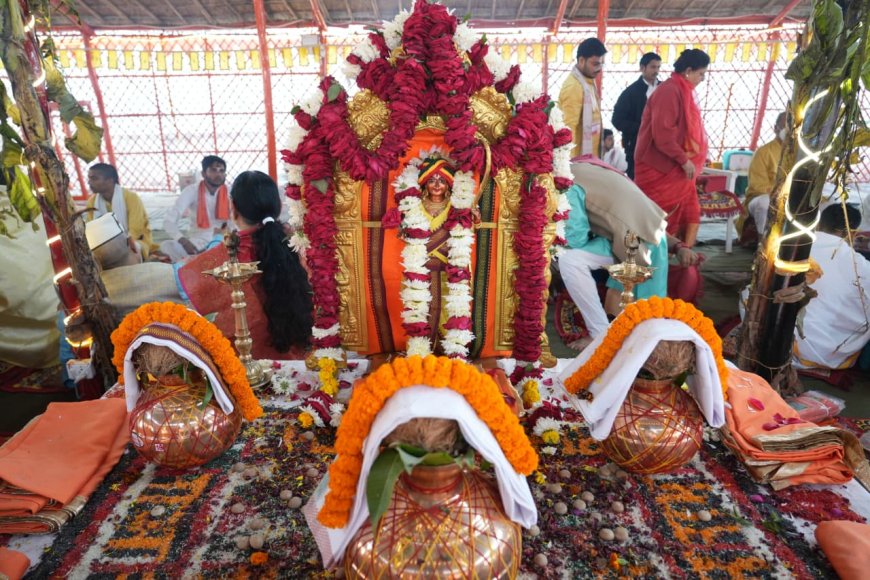 ध्वज पूजन के साथ चौथे दिन अधिवास संपन्न